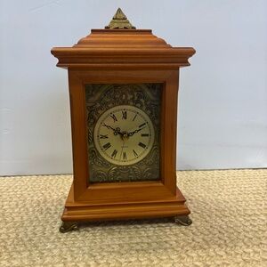 Fourstar Group Gold Filigree Mantle Clock- Quartz- Working 11”